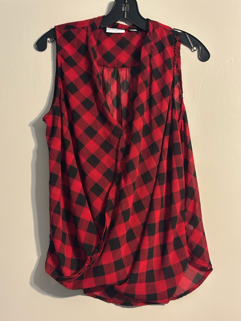 New York & Company Sleeveless Red and Black Plaid Wrap-Front Top size M